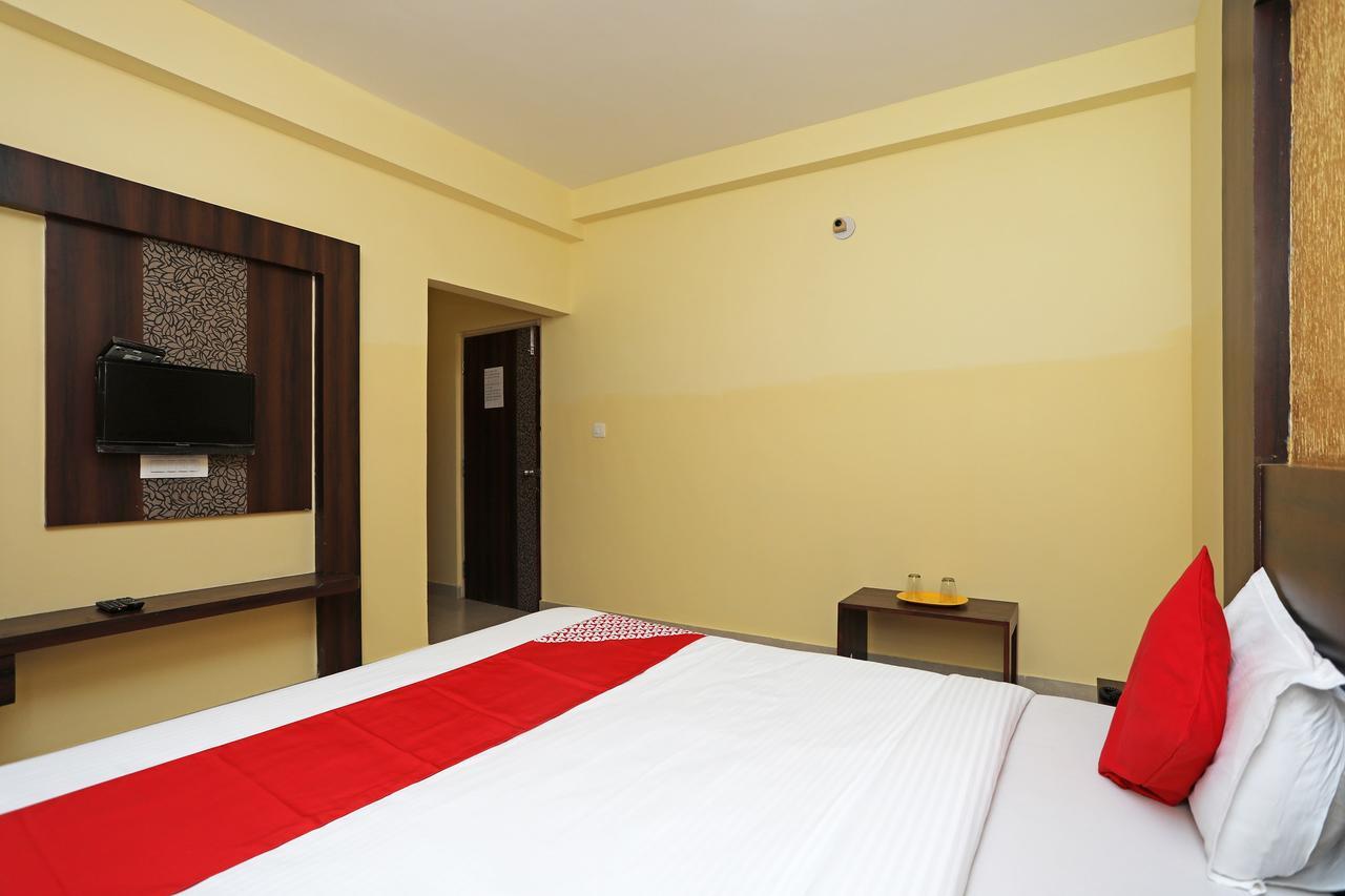 Oyo 15206 Hotel Sonar Gaon 普里 外观 照片