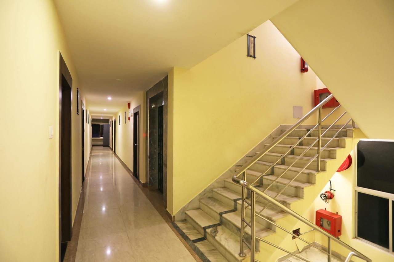 Oyo 15206 Hotel Sonar Gaon 普里 外观 照片
