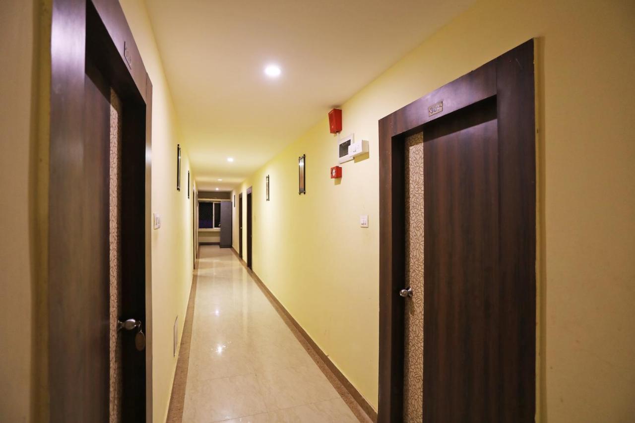 Oyo 15206 Hotel Sonar Gaon 普里 外观 照片