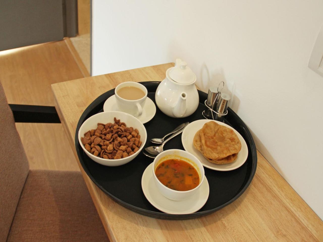 Oyo 15206 Hotel Sonar Gaon 普里 外观 照片